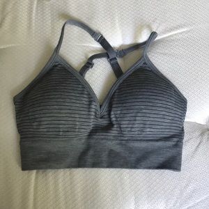 sports bra